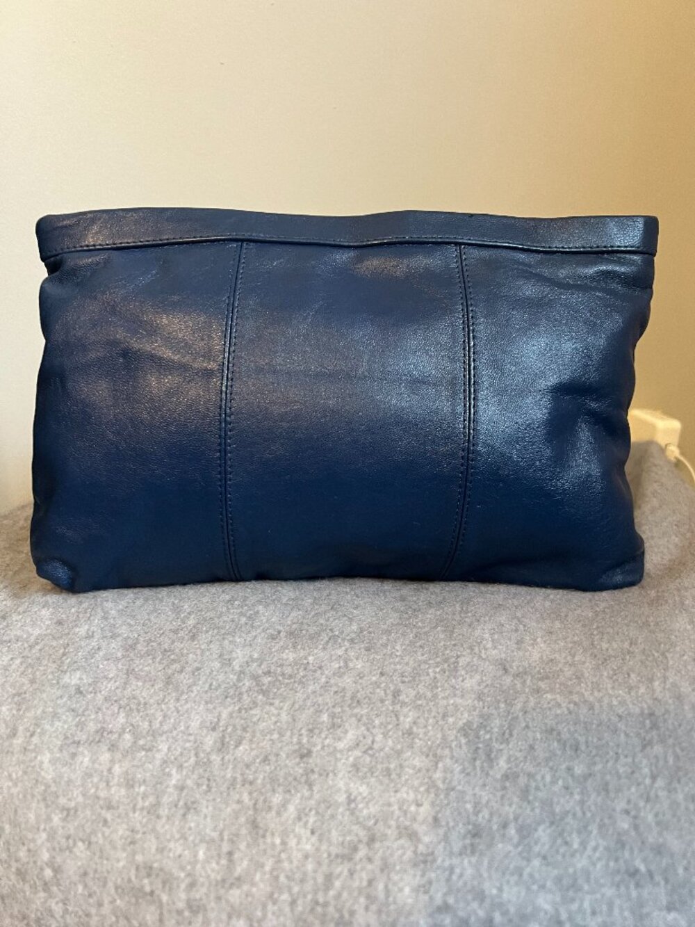 Vintage Brenalini by Jonotti Navy Blue Leather Clutch / Pouch Made in Korea 💙
